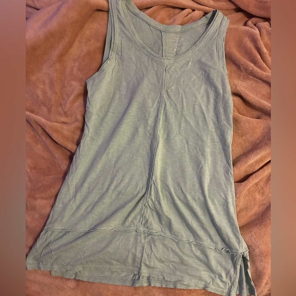💰5/$10 new directions Light teal Scoop Neck Tank